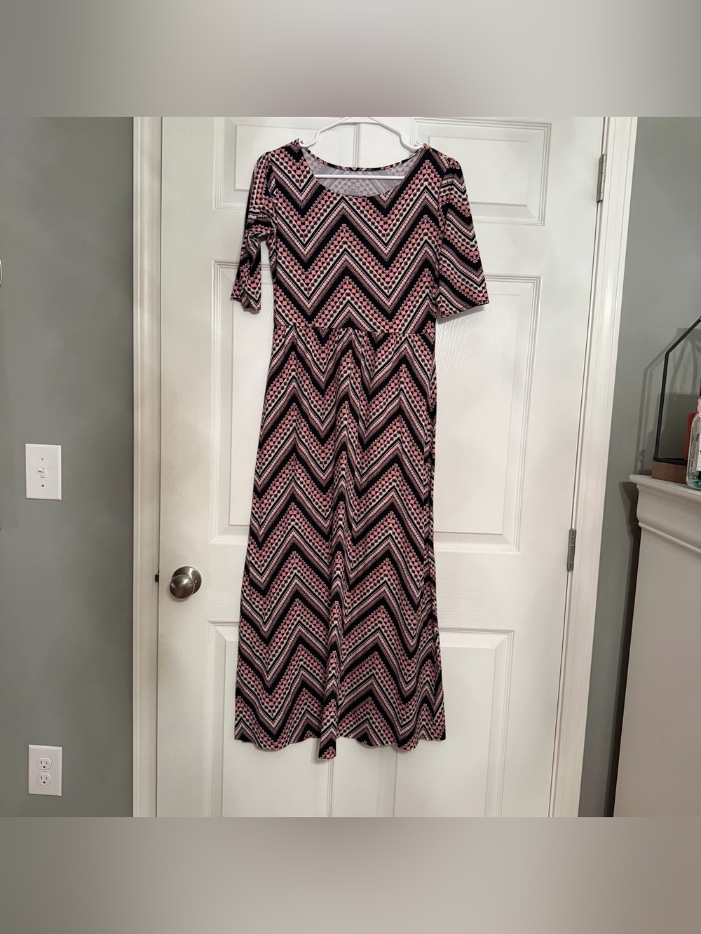 Women’s Pink & Black Chevron Maxi Dress